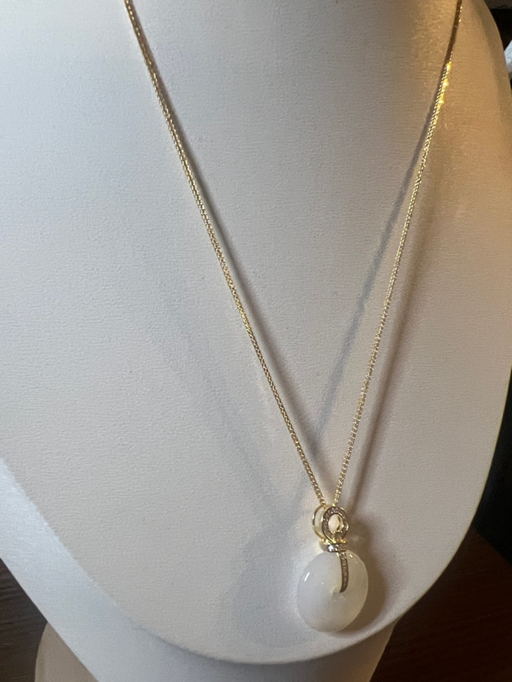 24K Gold Plated Chain Necklace with White Jade Pendant - Women Jewelry - Picture 4 of 7